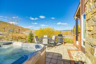 Ski-InandSki-Out Granby Townhouse with Private Hot Tub - 9