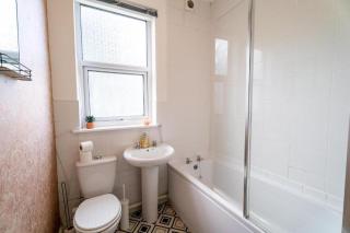 Comfy Central 1BR Flat and Sofa Bed - Bristol - 2