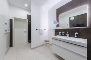 Wellenreiter - 5-Sterne Ferienwohnung mit Südbalkon und Boddenblick - Wustrow - 2