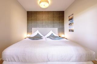 Wellenreiter - 5-Sterne Ferienwohnung mit Südbalkon und Boddenblick - Wustrow - 3