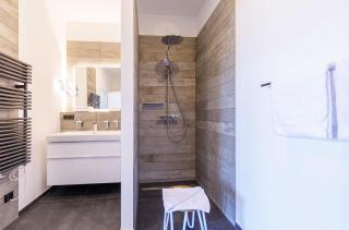 Backboard - Haustierfreundliche Ferienwohnung mit Nordbalkon für bis zu 3 Personen - Wustrow - 1