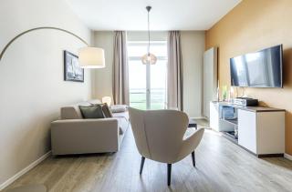 Ostseeglück - 5-Sterne-Ferienwohnung mit Südbalkon und Blick zum Saaler Bodden - Wustrow - 9