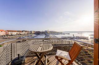Hafenloge - helle Ferienwohnung mit fantastischen Blick auf den Warener Hafen und die Binnenmüritz - Waren - 3