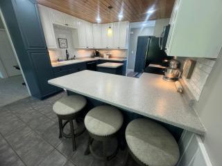 The River Condos Hot Tub Fireplace Family & Pet Friendly River Front 2 to 6 bedroom condos dock - 7