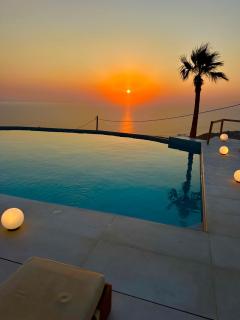 Leon Luxury Suites - Imerovigli - 6