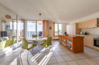 Ferienwohnung Hafenglück- Ideal für Familien mit Balkon und Yachthafenblick - Waren - 7