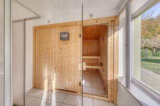 Ferienhaus Sunshine mit Sauna, Garten und modernem Komfort - Alt Schwerin - 3