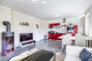 Ferienhaus Sunshine mit Sauna, Garten und modernem Komfort - Alt Schwerin - 0