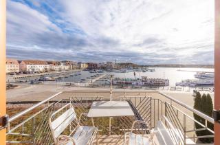 Yachthafenflair - Ferienwohnung mit Blick auf den Warener Hafen - Waren - 0