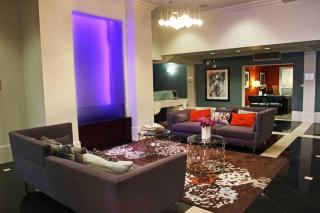 Cozy Apartment Homes On Wilshire Corridor - 2