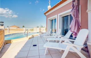 Pet Friendly Home In Dénia With Kitchen - Dénia - 3