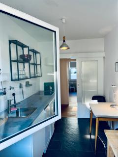 Frisch renovierte Ferienwohnung mit Balkon in zentraler Lage - Wuppertal - 1