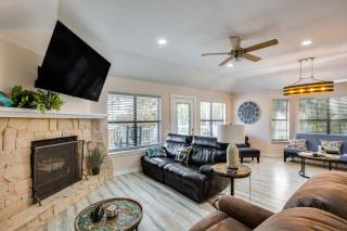 300 Feet to Lake Texoma Modern Home with Deck! - Shay - 8