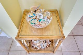 Vibrant Navarre Condo Pool and Beach Chair Service! - 1