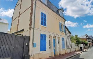 Lovely Home In Deauville With Wifi - Deauville - 0