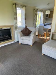 Rubys Retreat - 6 Berth Caravan in Newquay, Cornwall - 9
