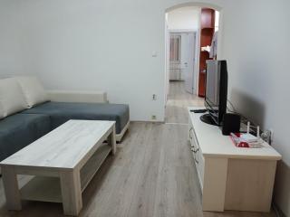 Premium Square Apartment - 7