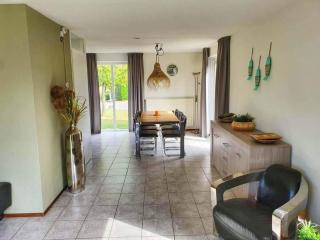 Bungalow in Breskens near Beach and Dunes - 8