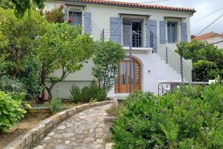 The Arch House - Kymi - 0