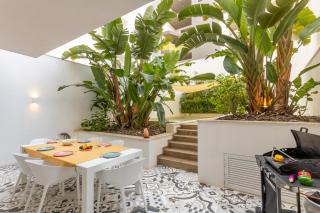 Modern Beautiful Pool And Sea Apt Qawra - Happy Rentals - Qawra - 5