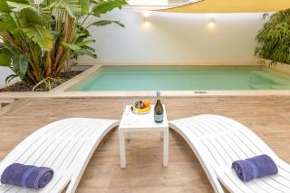 Modern Beautiful Pool And Sea Apt Qawra - Happy Rentals - Qawra - 7