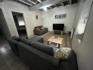 Appartement de charme 40m2 proche Centre Hospitalier Valenciennes - Valenciennes - 0