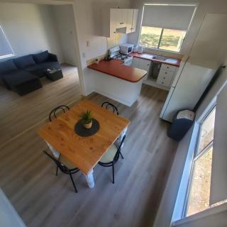 Pioneer Caravan Park - 1