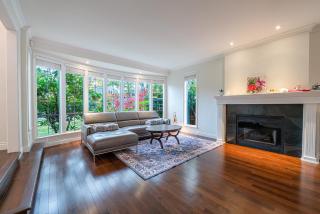 The Ester House - Vancouver - 4
