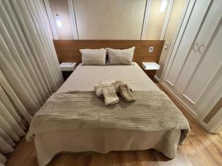Flat Univer Pamplona Jardins com cozinha e garagem 1901 - São Paulo - 0