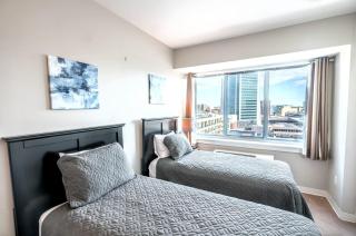 Entire Apt Downtown with Gym - Stamford - 6
