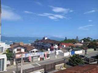 Charmoso apartamento em frente à Praia! - 1