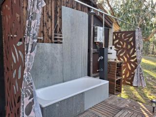 Rustic Cabin with moon bathing for a city escape - Corang - 8