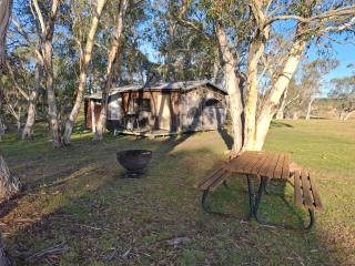 Rustic Cabin with moon bathing for a city escape - Corang - 9