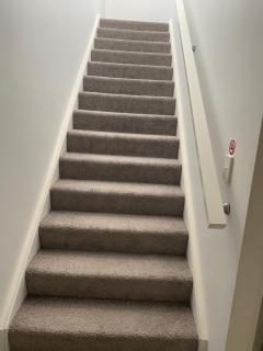 2BD Family or Couple Guesthouse Upstairs near Turf club, HOTA in Bundall - 3