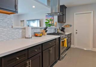 Modern home w Private Pool Spa Pets Welcome - Palm Springs - 5