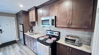 Park Place Motel & Suites - Tweed - 2
