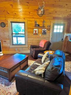 Delaneice cabins riverside - - 9