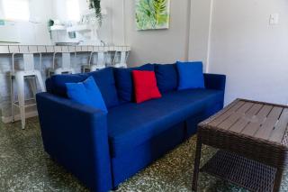 201-Vintage Modern Haven in the City, Near the Beach with Free Parking - 9