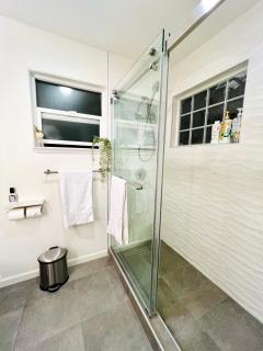 Brand-new luxurious guesthouse with king bed in MPK, 1mi to Meta, 3mi to Stanford - Menlo Park - 7