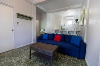 201-Vintage Modern Haven in the City, Near the Beach with Free Parking - 8