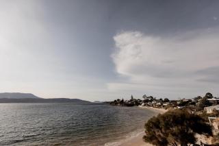 Beachfront Paradise in Opossum Bay - South Arm - 4