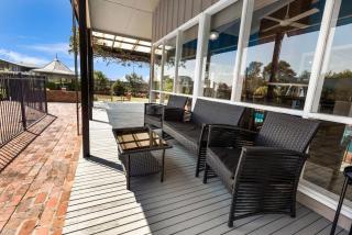 Chenu Lakeside Homestead - Eagle Point - 4