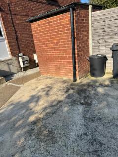 Beautiful 2 Bedroom Maisonette in East London - Ilford - 8