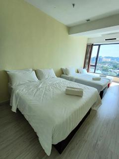 Sky Suites 2BR 2 Baths with Parking - Kampong Sembulan - 7