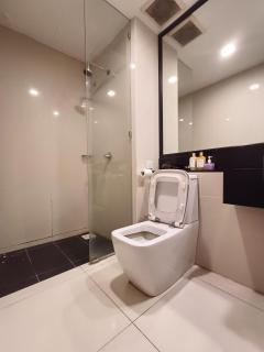 Sky Suites 2BR 2 Baths with Parking - Kampong Sembulan - 5