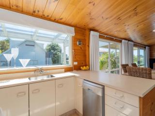 Park View Lockwood - Pauanui Holiday Home - Pauanui - 2