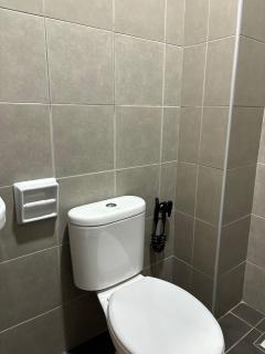 Dreamstays near UTM JPO Temple Senai Airport - Skudai - 6