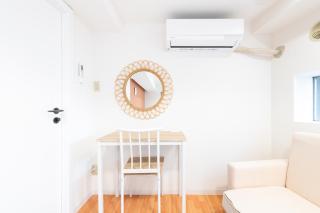 Higashi-Shinjuku 902 - 7