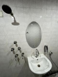 KANAK BHAVAN-Home Stay - Varanasi - 4