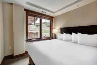 Luxury 4 Bedroom Condo on Peak 8 condo - 6